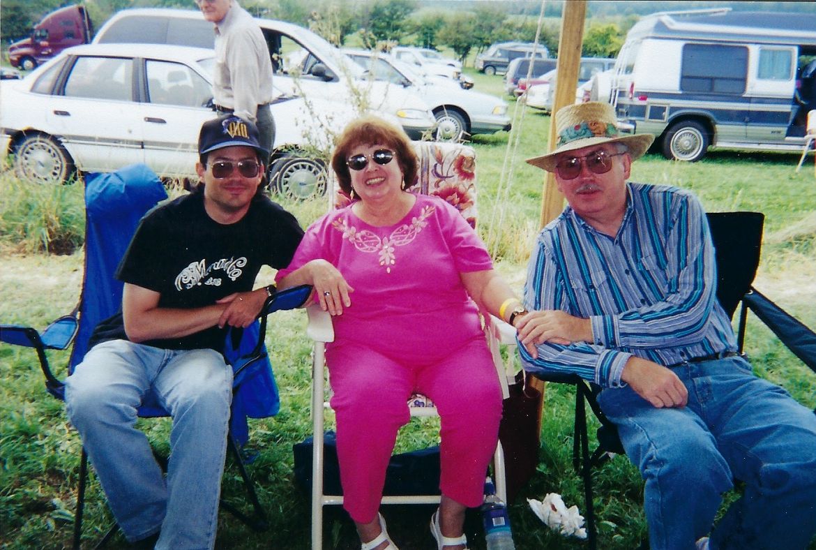 Christopher, Janet, and Richard Johnson on August 27, 2000